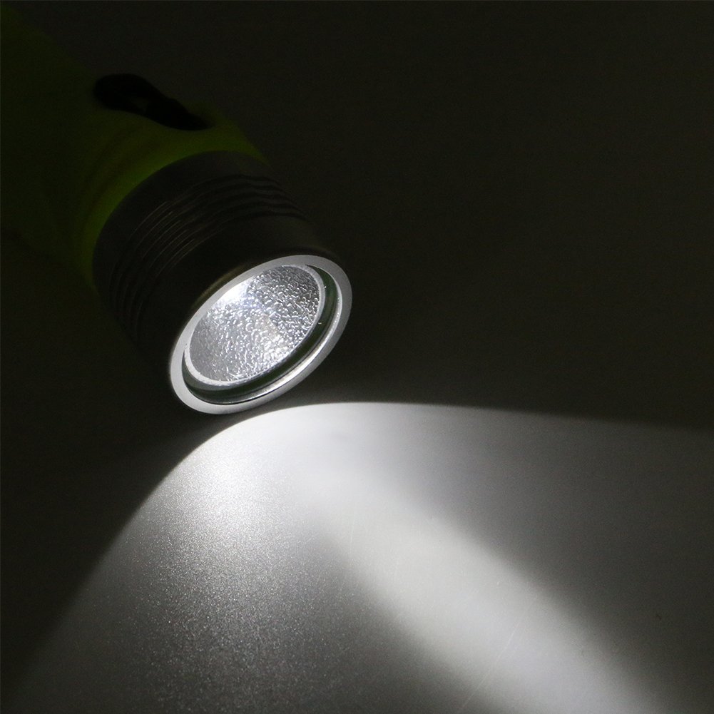 Torche de Plongée Sous-Marine Étanche puissante - Image 3